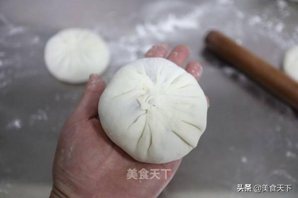 這樣的餡餅你喜歡嗎?皮薄餡多,用料十足!一口下去滿嘴留香 這樣的餡餅你喜歡嗎?皮薄餡多,用料十足!一口下去滿嘴留香