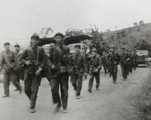 百萬大裁軍，32師幹部最後去向：師長轉業，政委實現平級調動