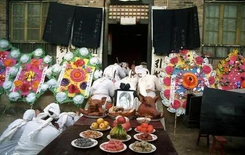 農村窮人怎麼賺錢？