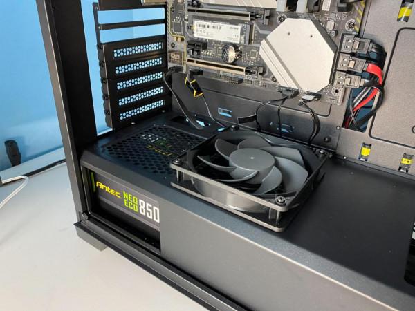 究竟可以超頻到多少?七彩虹CVN B560M主機板瘋狂一把,專利助力 究竟可以超頻到多少?七彩虹CVN B560M主機板瘋狂一把,專利助力