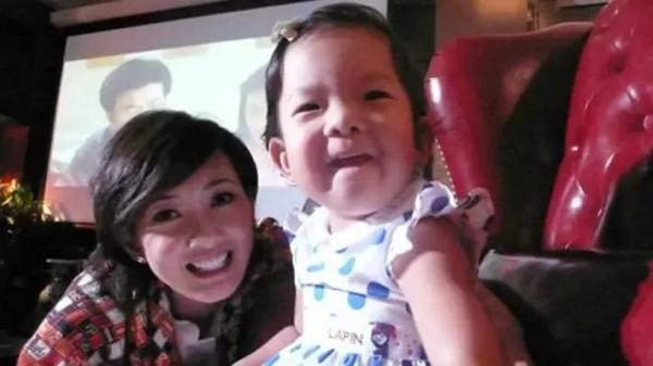 著名演員牛莉為啥甘心嫁給“普通男人”，養育女兒，幸福一生？