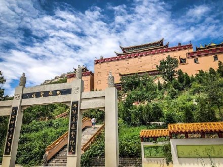 石家莊有個“小布達拉宮”