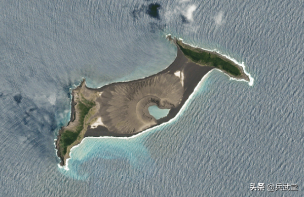 國內哪些艦艇適合去湯加撤僑？兩棲艦艇功能全，航母保障艦也有用