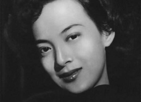 風華絕代王丹鳳，50年代的最美演員，永遠的“小燕子”飛走了