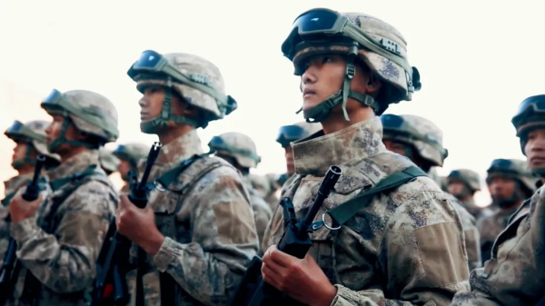 士兵的姓名牌,亮相 士兵的姓名牌,亮相