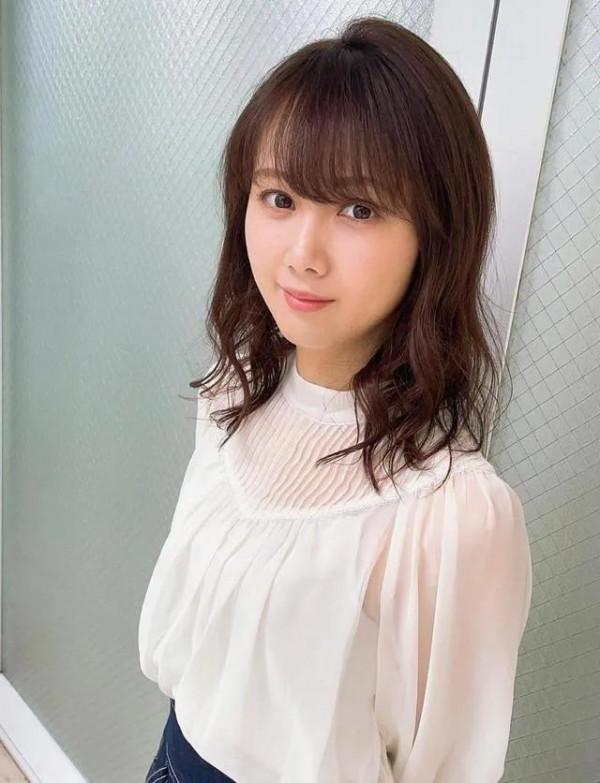 永島聖羅，出身豪門顏值才藝頗高的她為何連白石麻衣都帶不紅？