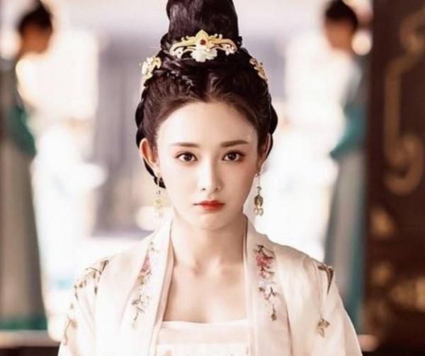 成名前個個驚豔，走紅後卻變&OpenCurlyDoubleQuote;路人臉&rdquo;，說好的紅氣養人呢？