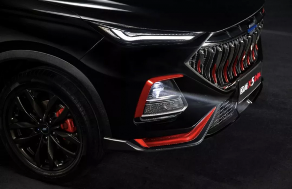 限量、不加價！每款都為新年準備，隨便開一臺出門都是焦點