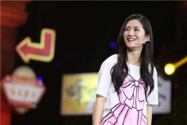 因晚會缺席，《快本》停播，謝娜復出後疑似被拋棄？