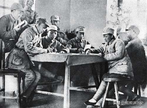 解放戰場上,四大野戰軍下轄的52個軍,都是誰任軍長 解放戰場上,四大野戰軍下轄的52個軍,都是誰任軍長