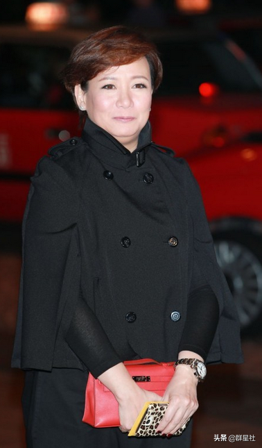 8位阿珂主演，感情一個比一個有故事，有人為愛痴狂有人以情療傷