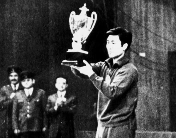 獨創“鴕鳥戰術”的郗恩庭:妻子林美群,晚年回鄉定居,73歲去世 獨創“鴕鳥戰術”的郗恩庭:妻子林美群,晚年回鄉定居,73歲去世