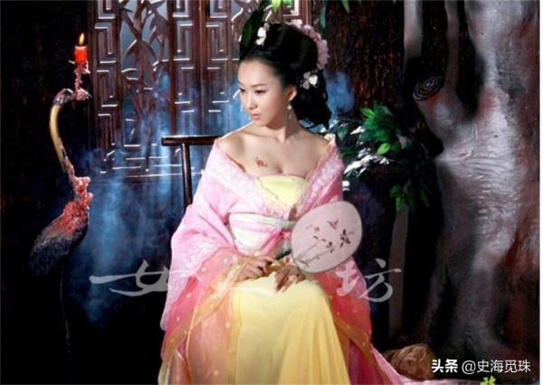 中國古代十大手抄本之八《雨花香》第六——九回 中國古代十大手抄本之八《雨花香》第六——九回