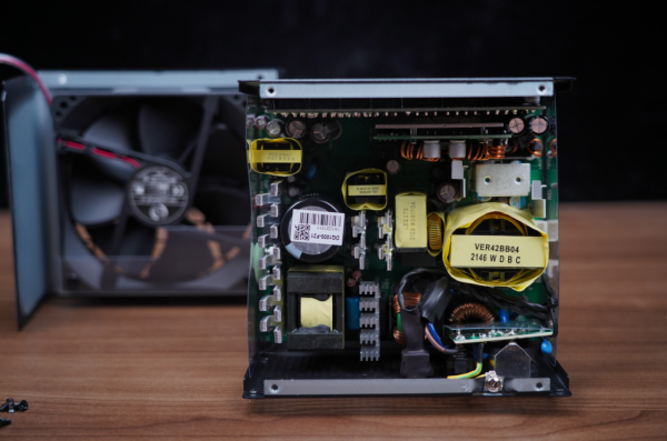 無限映象,靜音水泵,這次的威剛XPG 霜盾ARGB360水冷玩的有點嗨 無限映象,靜音水泵,這次的威剛XPG 霜盾ARGB360水冷玩的有點嗨