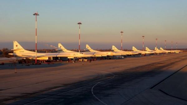 75架運輸機震撼行動！俄羅斯空天軍的&OpenCurlyDoubleQuote;大手筆&rdquo;，中國如何學習？