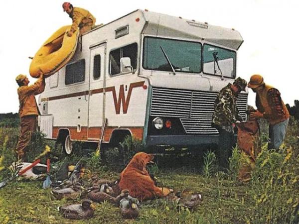 半個世紀前的房車長什麼樣子? 半個世紀前的房車長什麼樣子?