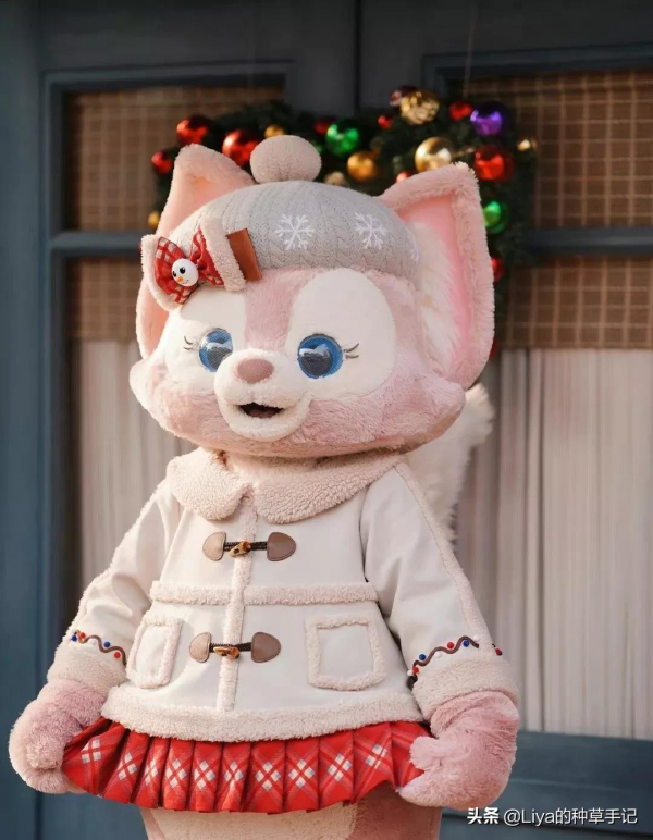 四字女頂流，憑什麼登上雜誌封面？