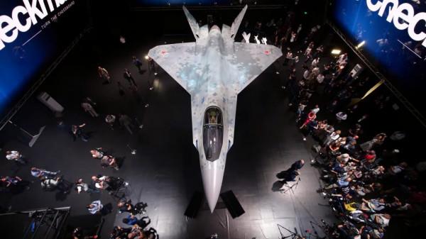 各種新鮮角度看個夠，俄羅斯輕型五代機又出一波高畫質圖，太帥了