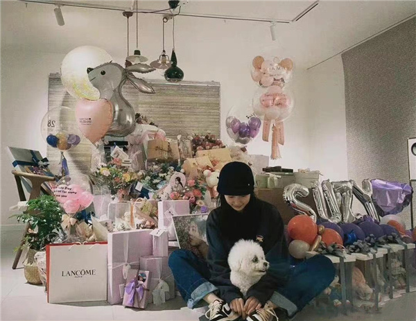 裴秀智曬27歲生日照,元氣十足少女感絕了,不愧為國民初戀 裴秀智曬27歲生日照,元氣十足少女感絕了,不愧為國民初戀