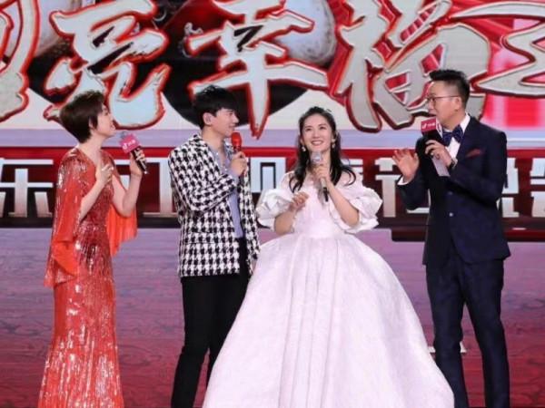 謝娜今年春晚爆冷門！離開湖南衛視，穿公主風禮服高調現身東方臺