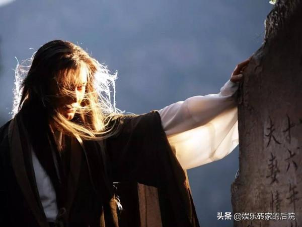 當年黃曉明 印小天等人組成的四大小生，為何現在只有聶遠趨於平靜