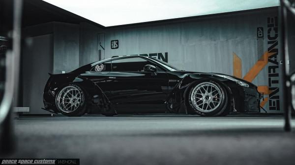 賽道只是這臺千匹GT-R的起點,貼近地面才是最終歸宿 賽道只是這臺千匹GT-R的起點,貼近地面才是最終歸宿