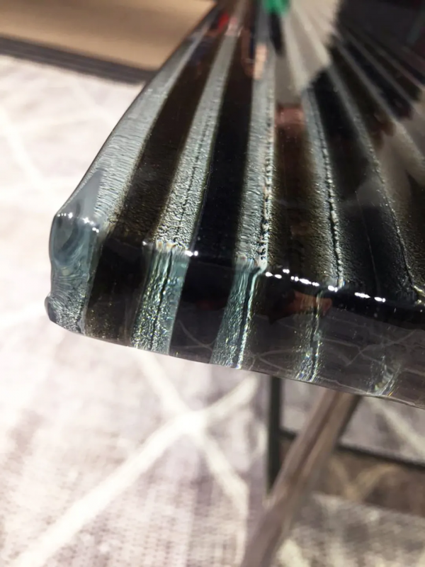 產品 | 透過清澈的 DV 玻璃，追尋優質工藝的身影