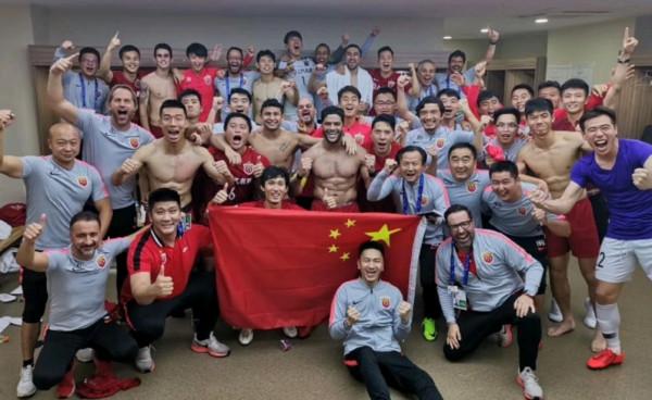 海港前外援胡爾克娶前妻侄女生娃,該如何稱呼前妻?綠巨人也發愁 海港前外援胡爾克娶前妻侄女生娃,該如何稱呼前妻?綠巨人也發愁