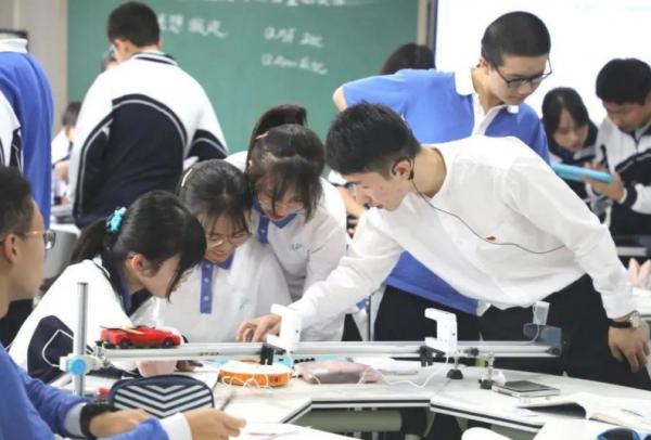 北大碩士去深圳中學當老師,30萬年薪和未來發展的選擇,何去何從 北大碩士去深圳中學當老師,30萬年薪和未來發展的選擇,何去何從