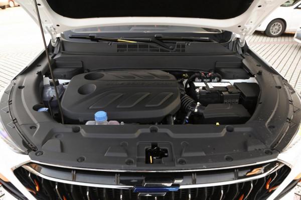 試駕歐尚X5運動版 外觀運動又帥氣，內飾科技有質感