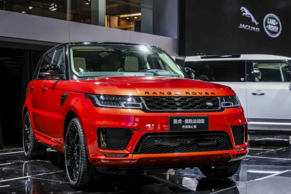 限量、不加價！每款都為新年準備，隨便開一臺出門都是焦點