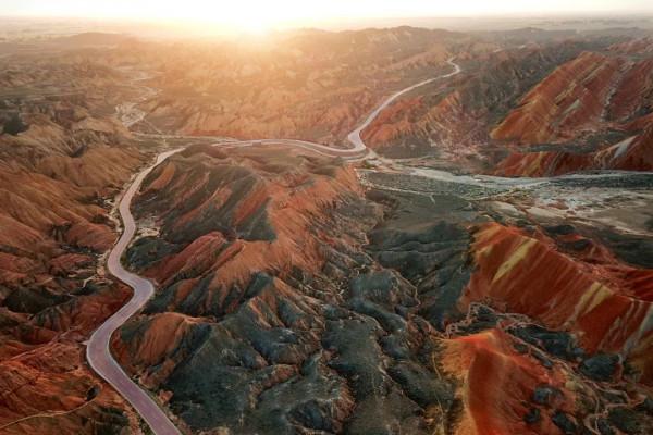1年有150天住酒店，44次旅行，47次飛行！這江南女子怎麼做到的？