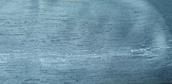 「實拍」時尚窗簾配色——藏青藍+海棠紅