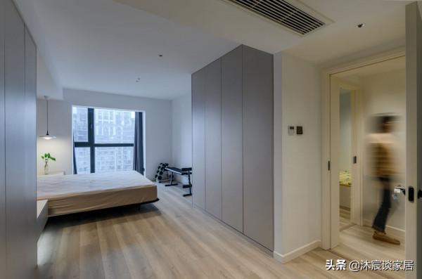 越來越多年輕人選擇客廳不裝電視,還真別說,這樣的家出彩又實用 越來越多年輕人選擇客廳不裝電視,還真別說,這樣的家出彩又實用