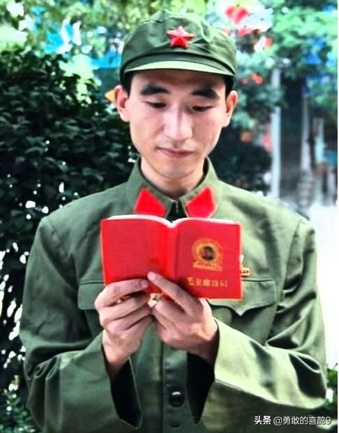 扮演過林彪的特型演員，哪一位更加形神俱備？