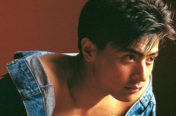 當韓劇天王遇到中國男神,鍾漢良輸了2次,謝霆鋒都贏不了宋承憲 當韓劇天王遇到中國男神,鍾漢良輸了2次,謝霆鋒都贏不了宋承憲