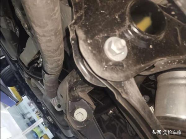 有錢任性!為綠牌花68萬買輛保時捷卡宴混動,網友:這是個祖宗 有錢任性!為綠牌花68萬買輛保時捷卡宴混動,網友:這是個祖宗