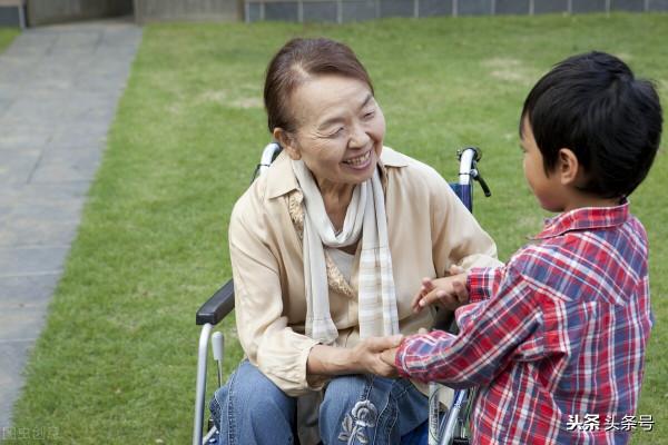 姥姥認定外孫不聰明,只因做了一項大學試驗,外孫:要害我幾次? 姥姥認定外孫不聰明,只因做了一項大學試驗,外孫:要害我幾次?