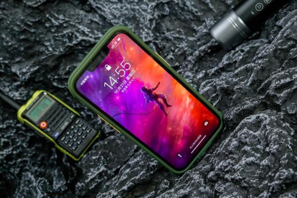 越野又時尚，iPhone 13 Pro硬派玩家之選，決色變形王防摔機殼來襲