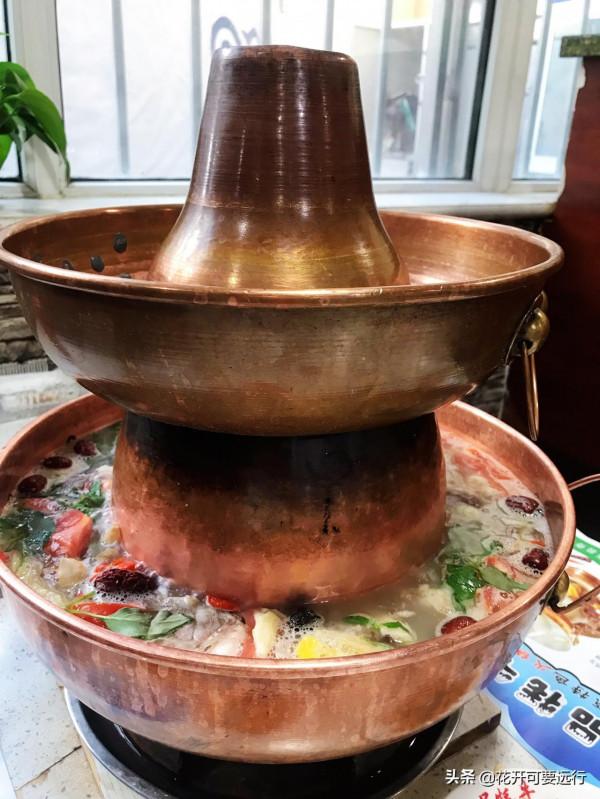 塔什庫爾幹縣，一個與巴基斯坦、阿富汗、塔吉克三國相鄰的縣