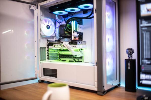 在2021年末，預算1w5，能裝一臺什麼樣的主機