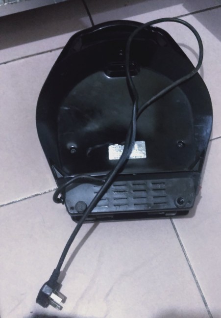 電餅鐺的內部構造(不帶電源板,一) 電餅鐺的內部構造(不帶電源板,一)