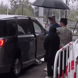 張若昀，你的助理是哪招的？