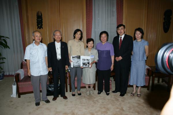 1980年,一位日本婦女來到北京尋親,為何稱聶榮臻是自己的父親? 1980年,一位日本婦女來到北京尋親,為何稱聶榮臻是自己的父親?