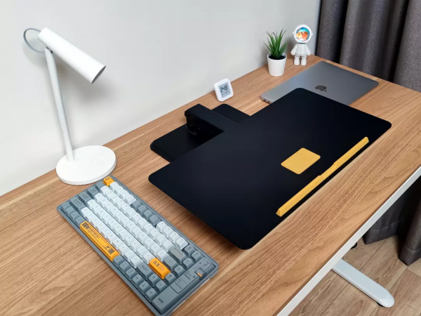 坐立兩用，辦公也可以很舒服！coiclic仙女座筆記本升降支架體驗