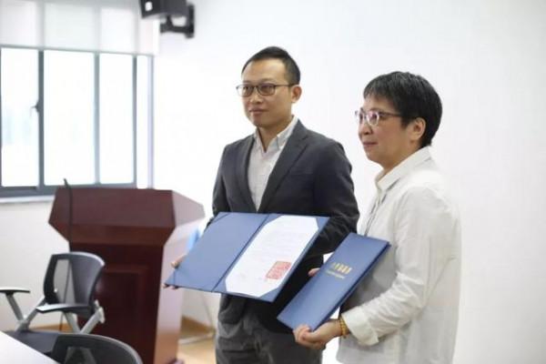 母親不止一次和我說:她不能死,她要忍,因為她要讓我上學 母親不止一次和我說:她不能死,她要忍,因為她要讓我上學