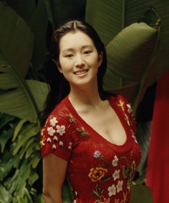 1992年的鞏俐老照片