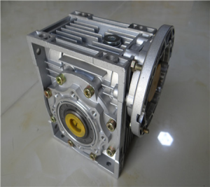 普通中國理科教師，破譯“尖端減速機”技術，打破日本30年壟斷