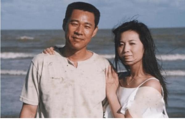 “東方美人”呂麗萍：28歲嫁張豐毅，2婚老公猝死，42歲3婚孫海英