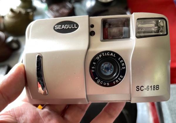 瀋陽:文玩地攤錯過老相機和照片,過後派人去找,還能失而復得嗎 瀋陽:文玩地攤錯過老相機和照片,過後派人去找,還能失而復得嗎